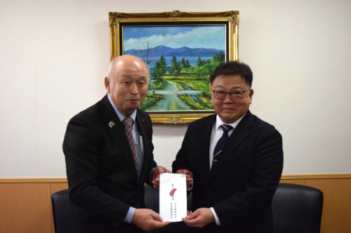 歳末たすけあい義援金の贈呈式を行いました